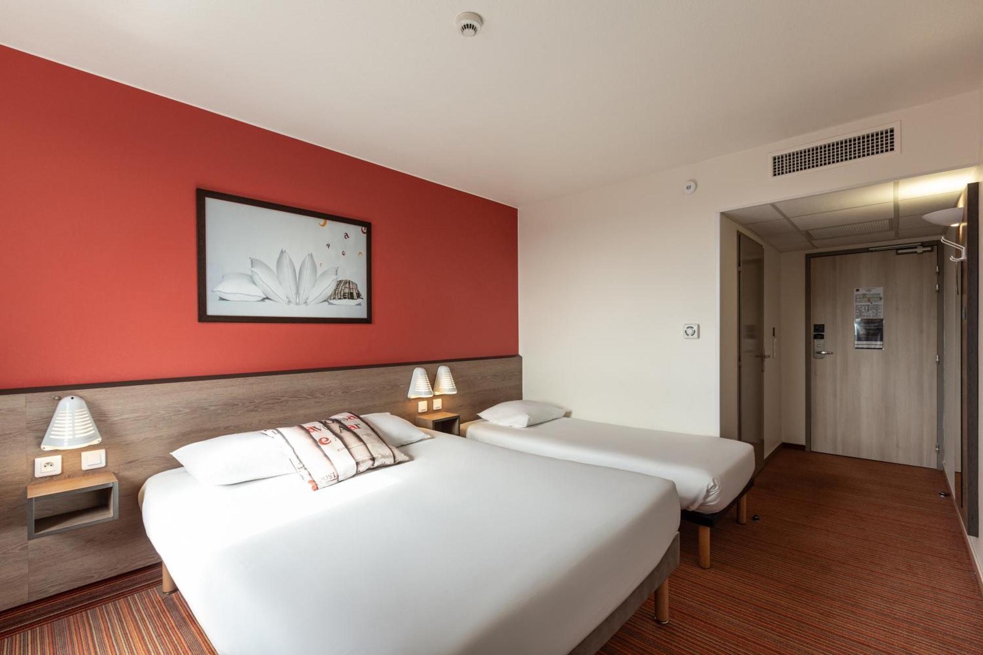 Ace Hotel Creutzwald Saint Avold Eksteriør billede